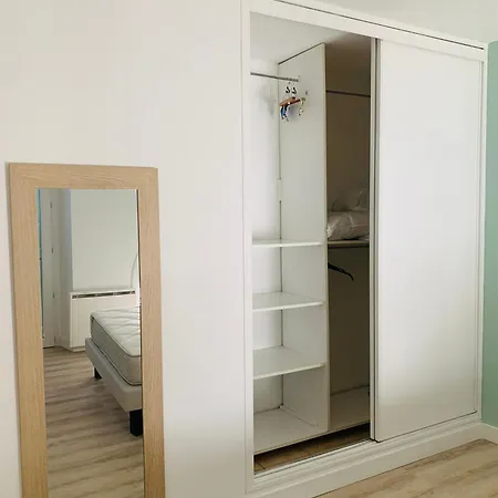 Sejour Paisible En Provence Apartment Lambesc Exterior photo