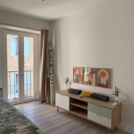 Sejour Paisible En Provence Apartment Lambesc Exterior photo